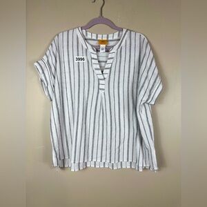 Ruby red large vneck  silver/ white 25 p2p  high low 24f 26” back preowned